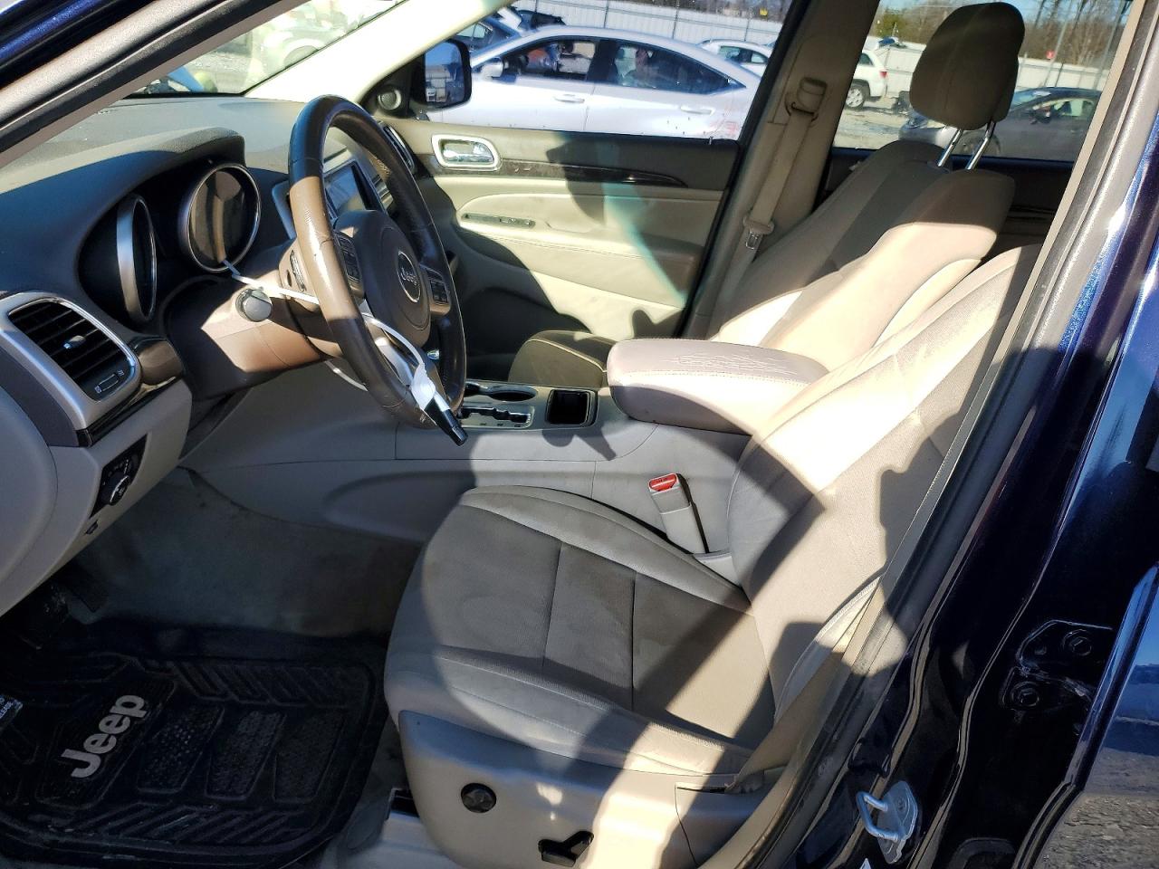 2012 JEEP GRAND CHEROKEE LAREDO photo 7