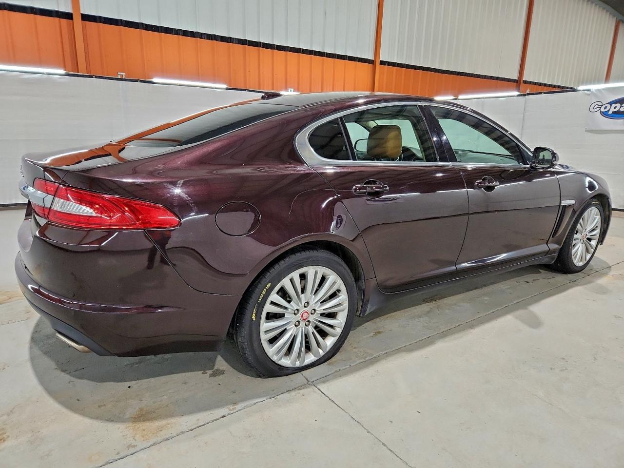 2012 JAGUAR XF PORTFOLIO photo 3