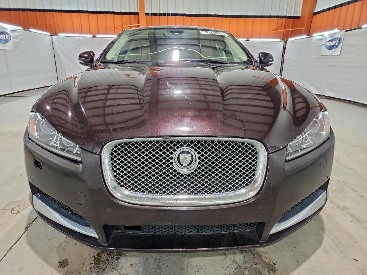 2012 JAGUAR XF PORTFOLIO photo 5