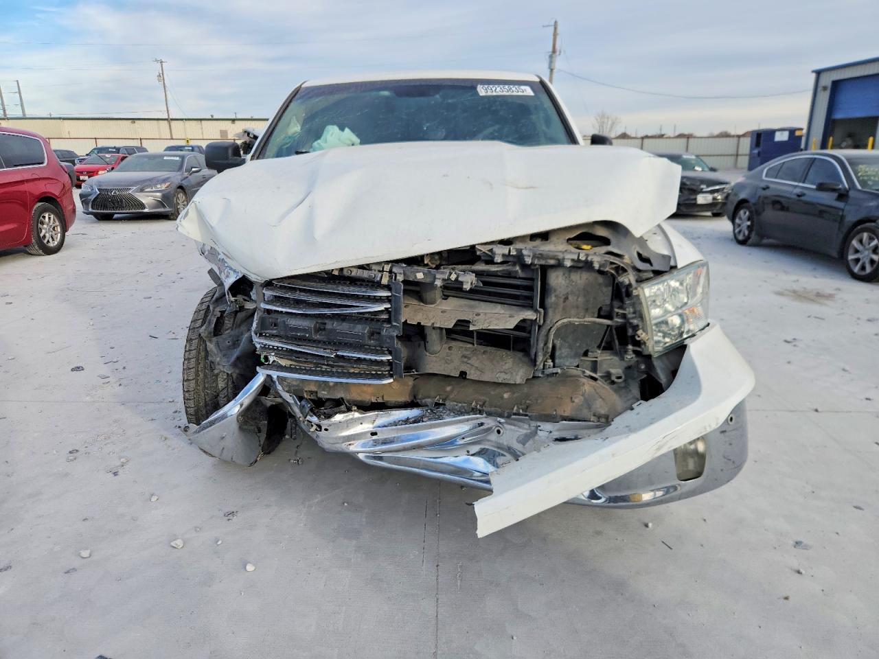 2019 RAM 1500 CLASSIC SLT photo 5