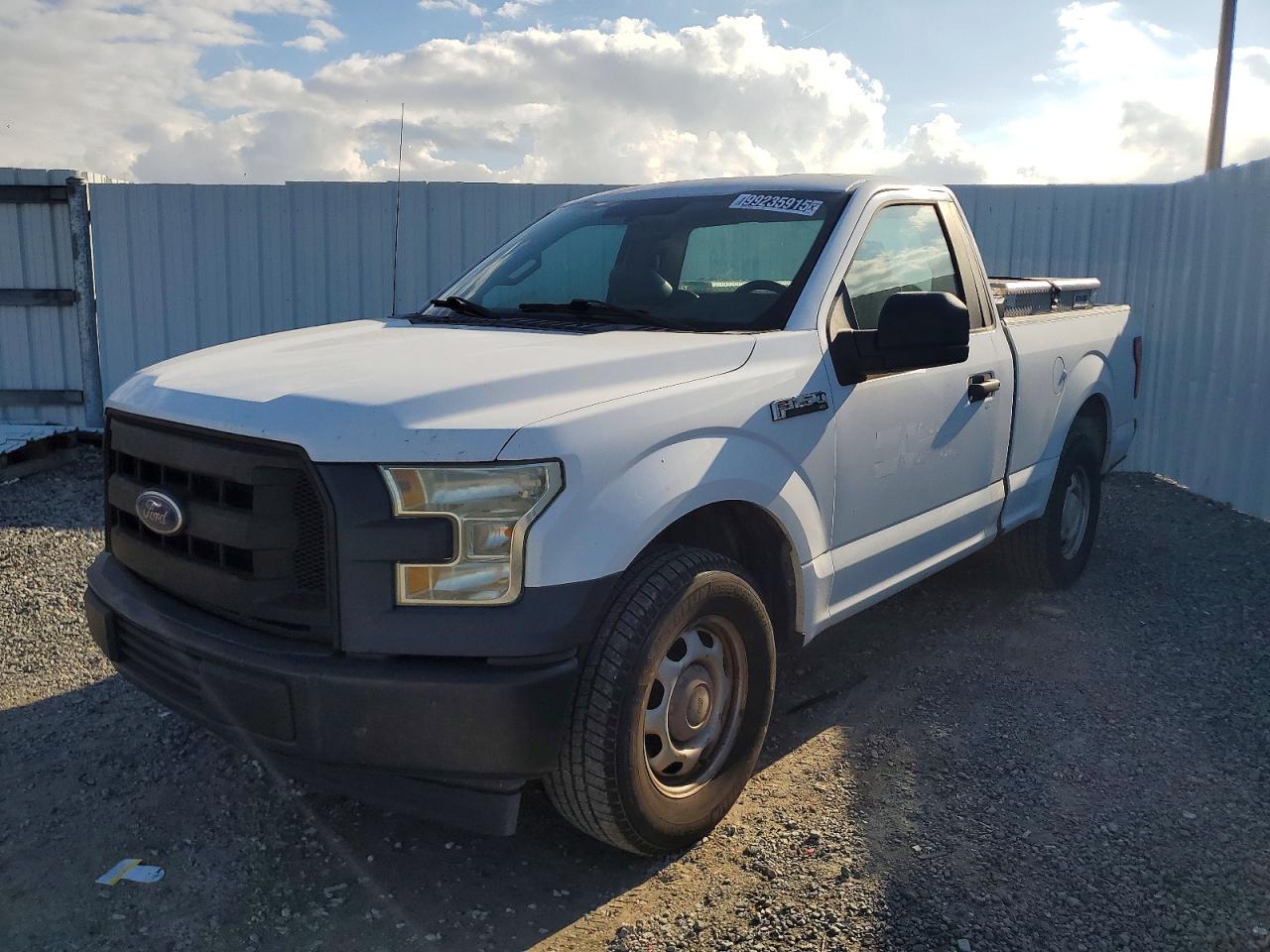 2017 FORD F150