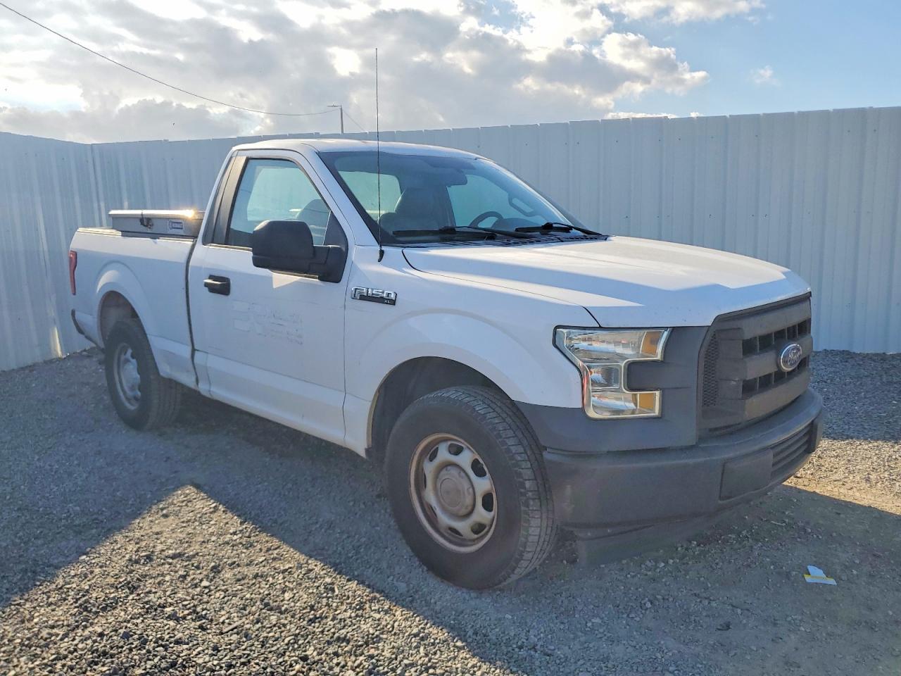 2017 FORD F150 photo 4