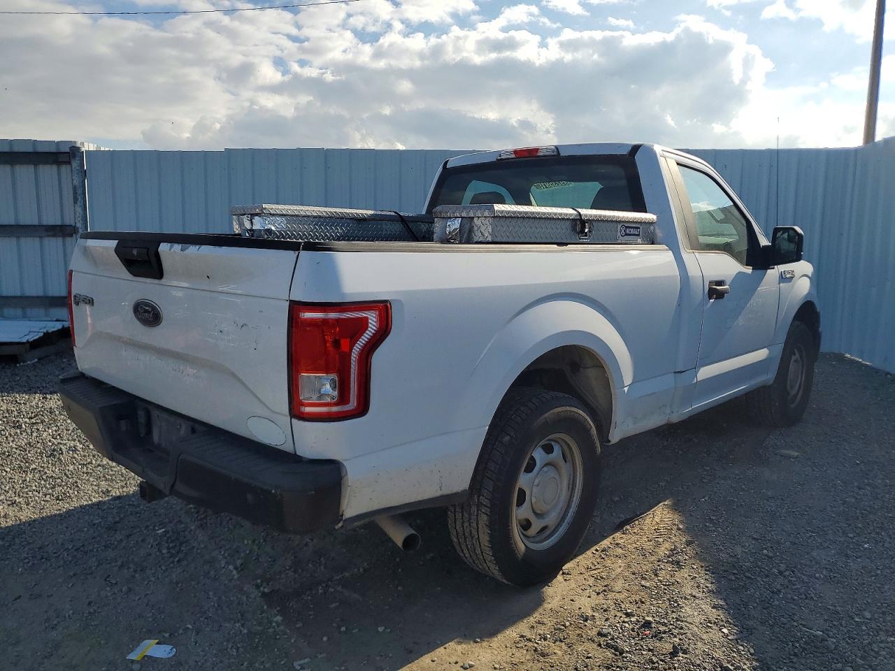 2017 FORD F150 photo 3