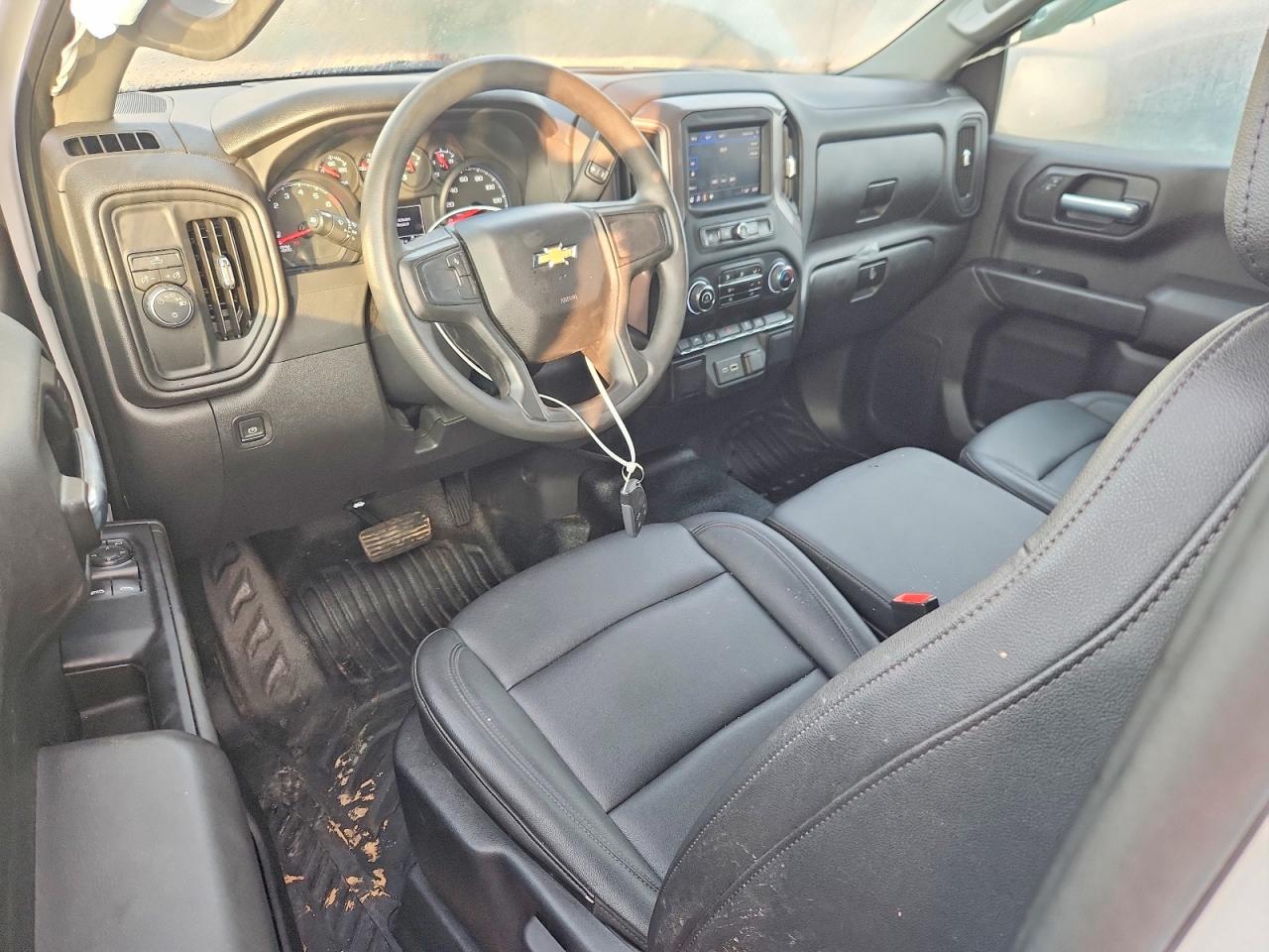 2023 CHEVROLET SILVERADO C1500 photo 10