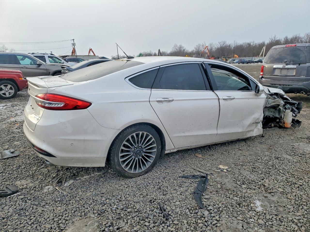 2017 FORD FUSION TITANIUM HEV photo 3