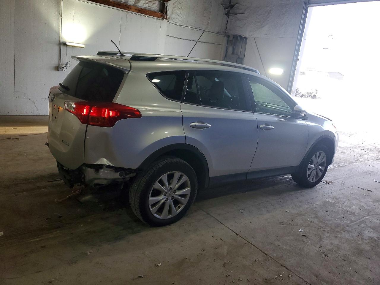 2013 TOYOTA RAV4 LIMITED photo 5