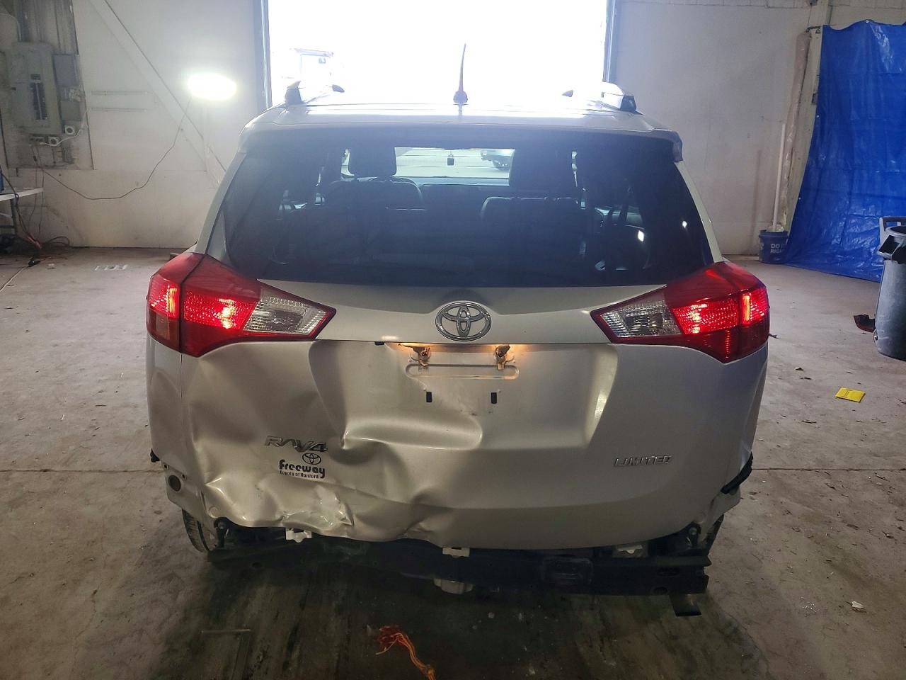 2013 TOYOTA RAV4 LIMITED photo 11