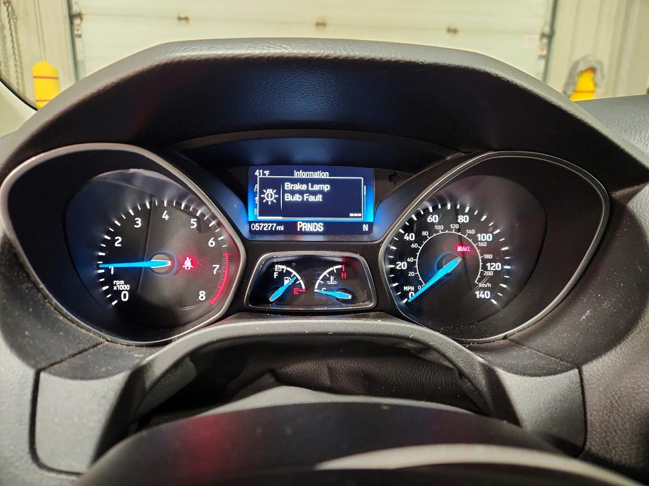 2018 FORD FOCUS SE photo 9