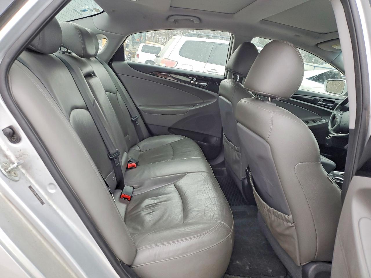 2012 HYUNDAI SONATA SE photo 10