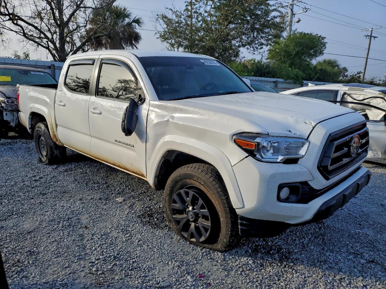 2021 TOYOTA TACOMA DOUBLE CAB photo 4