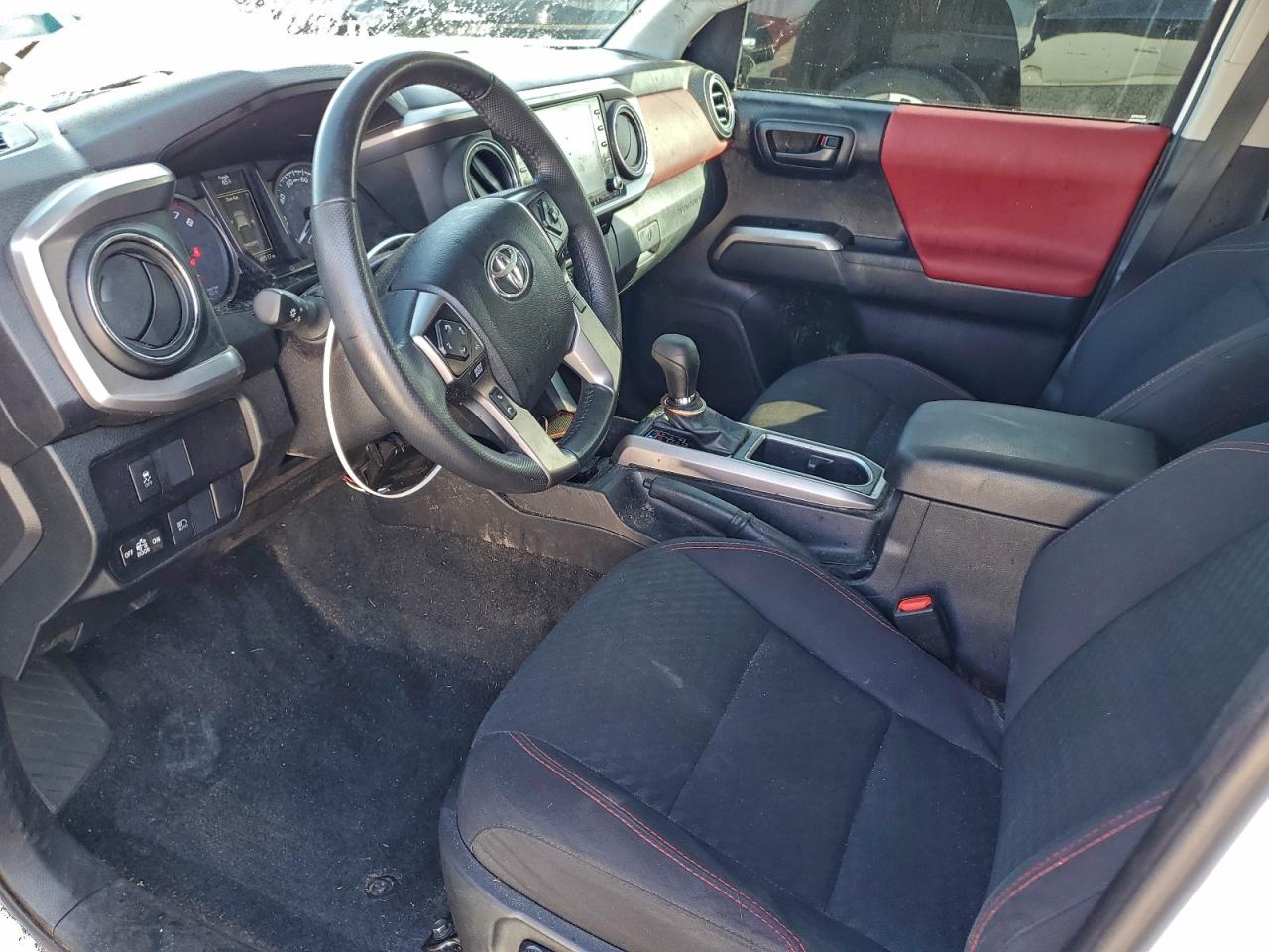2021 TOYOTA TACOMA DOUBLE CAB photo 8