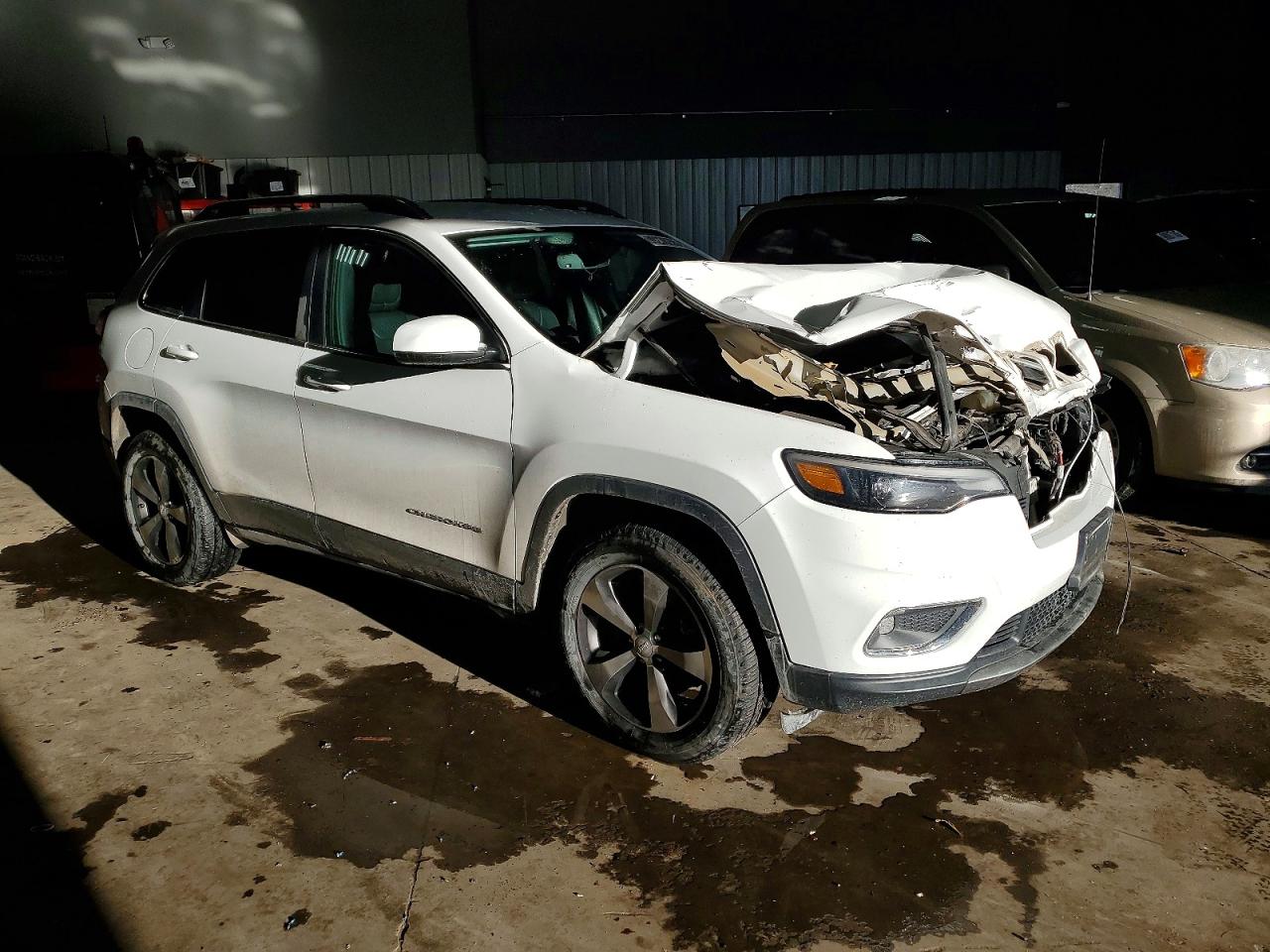 2019 JEEP CHEROKEE LIMITED photo 4