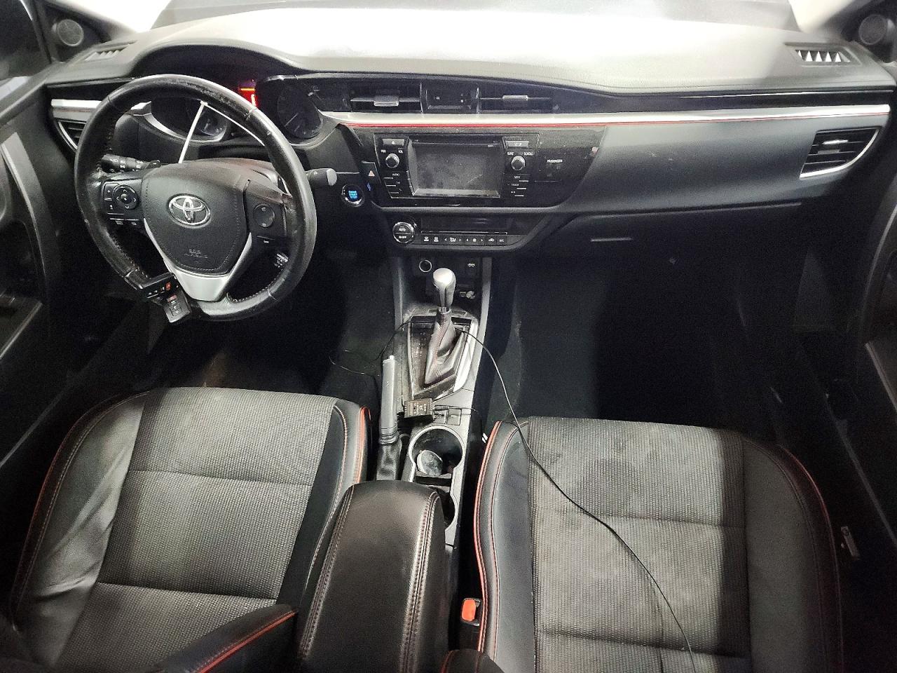 2016 TOYOTA COROLLA L photo 8