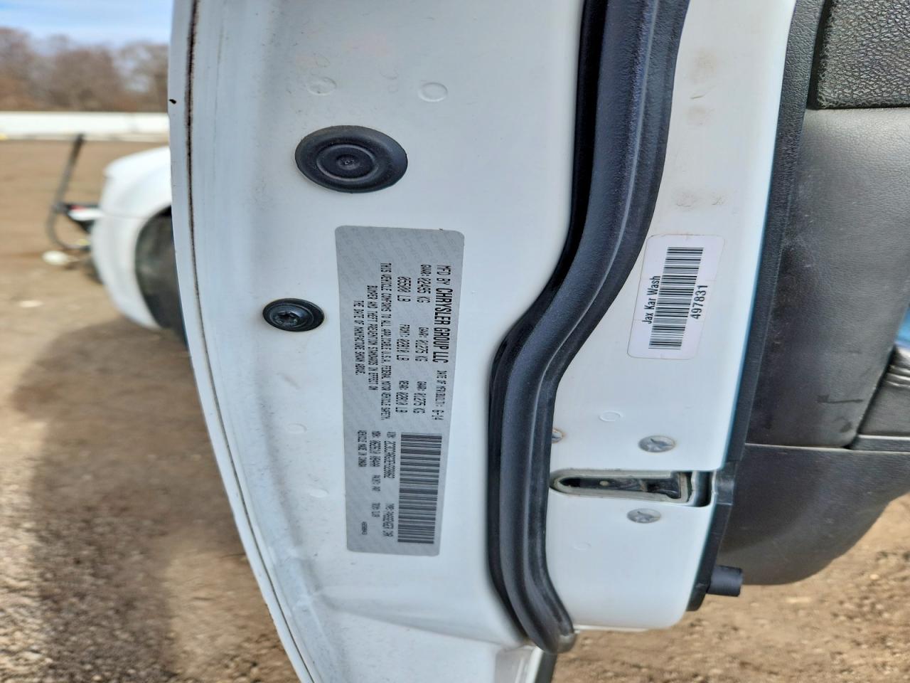 2014 CHRYSLER 300 photo 12