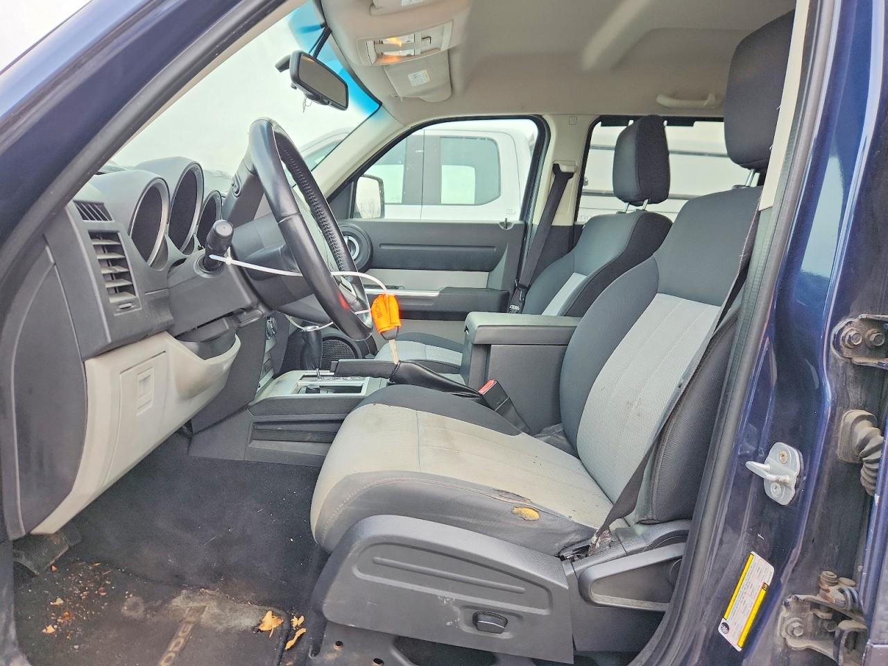 2008 DODGE NITRO SLT photo 7