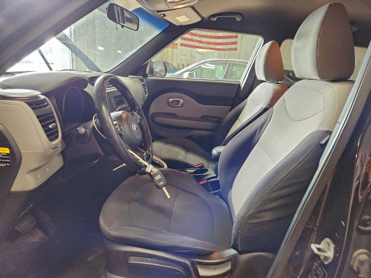 2015 KIA SOUL photo 7