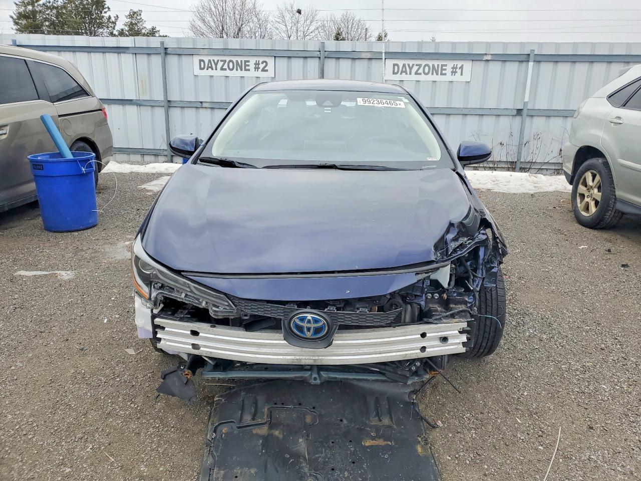 2021 TOYOTA COROLLA photo 9
