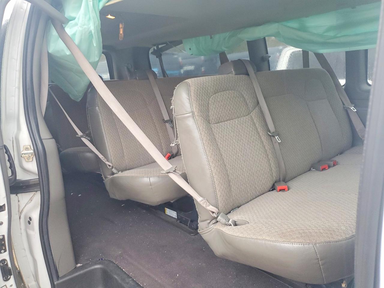 2020 CHEVROLET EXPRESS G3500 LT photo 10