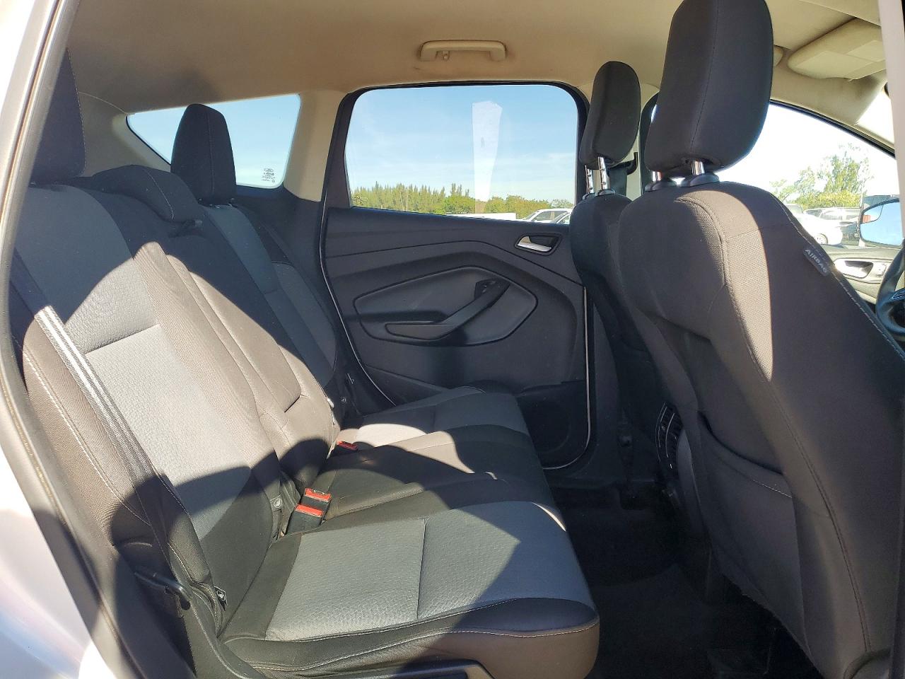 2018 FORD ESCAPE SE photo 11