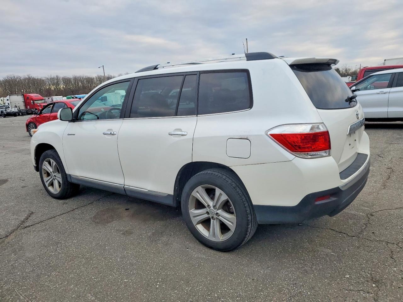 2013 TOYOTA HIGHLANDER LIMITED photo 2