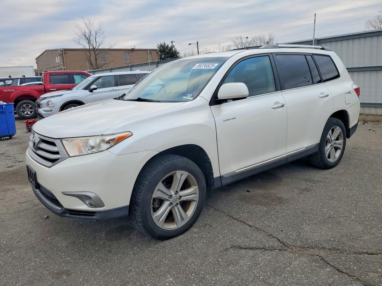 2013 TOYOTA HIGHLANDER