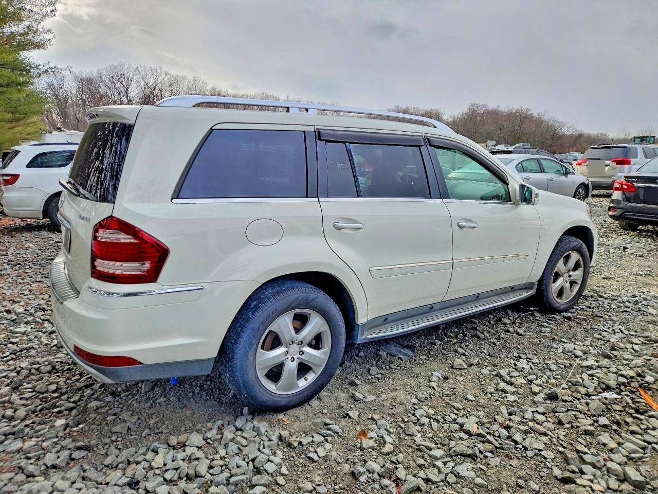 2012 MERCEDES-BENZ GL 450 4MATIC photo 3