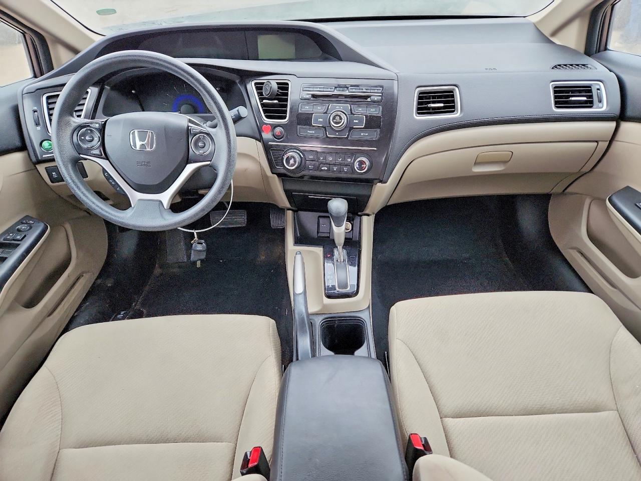 2013 HONDA CIVIC LX photo 8