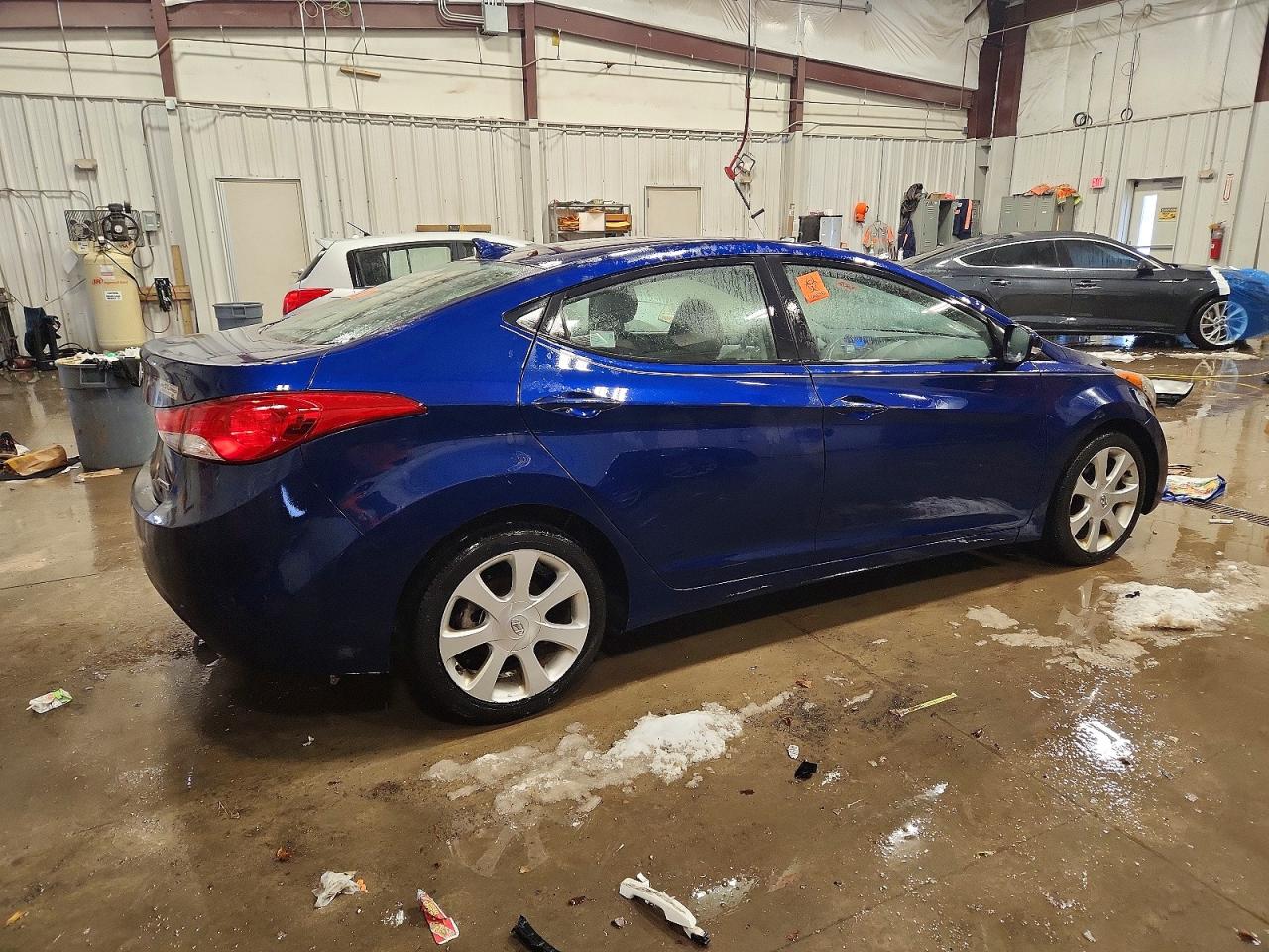 2013 HYUNDAI ELANTRA GLS photo 3