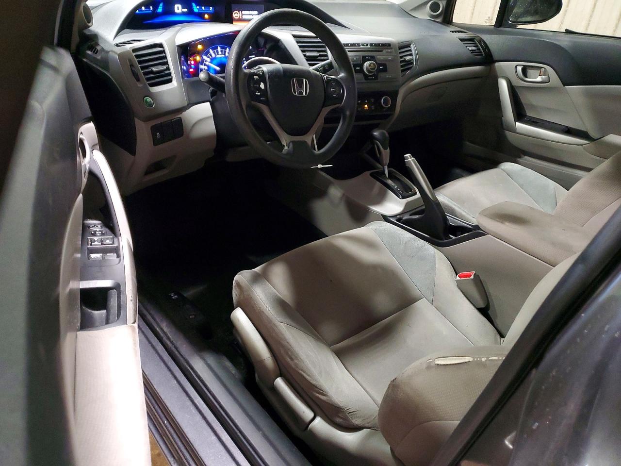 2012 HONDA CIVIC LX photo 8