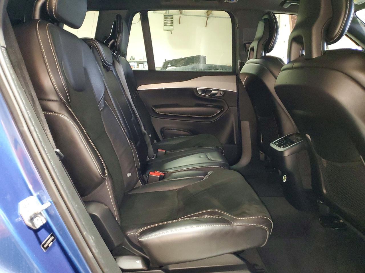 2017 VOLVO XC90 T6 photo 11