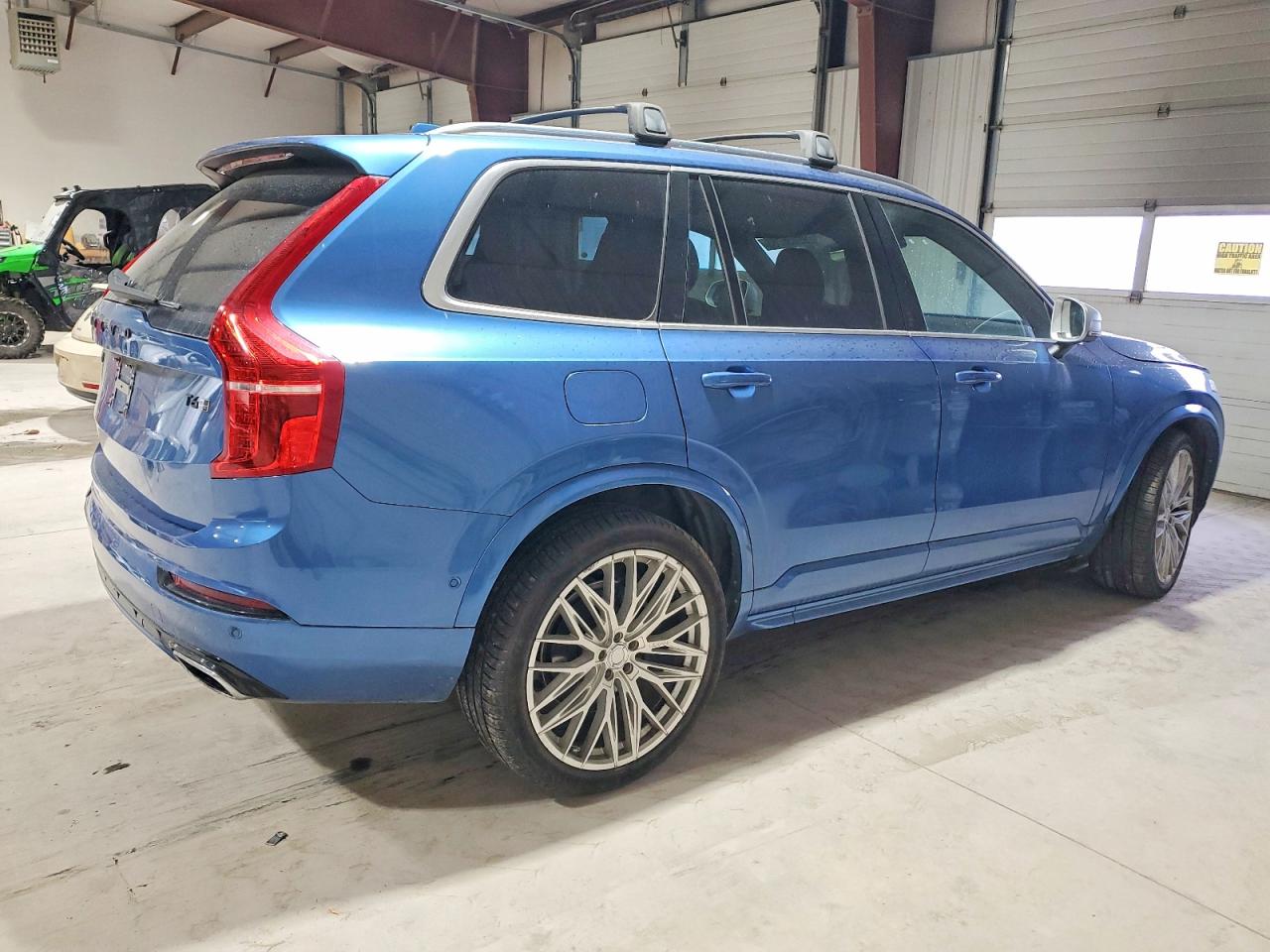 2017 VOLVO XC90 T6 photo 3