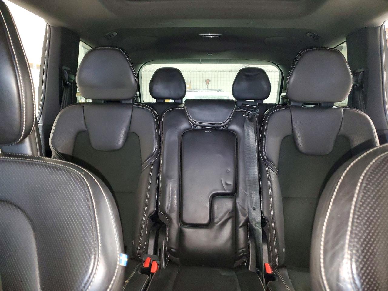 2017 VOLVO XC90 T6 photo 10
