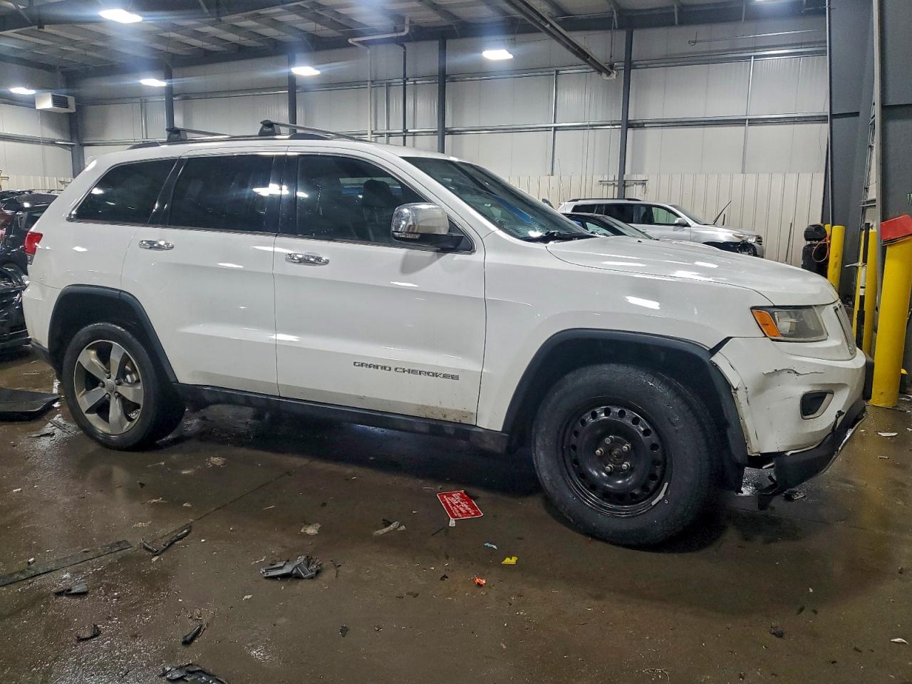 2015 JEEP GRAND CHEROKEE LIMITED photo 4