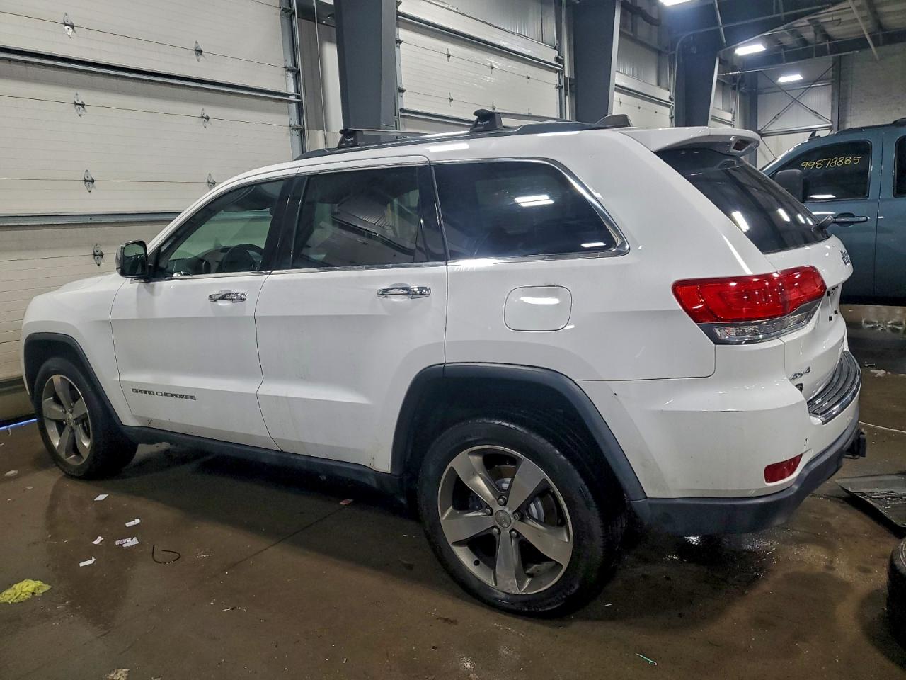 2015 JEEP GRAND CHEROKEE LIMITED photo 2