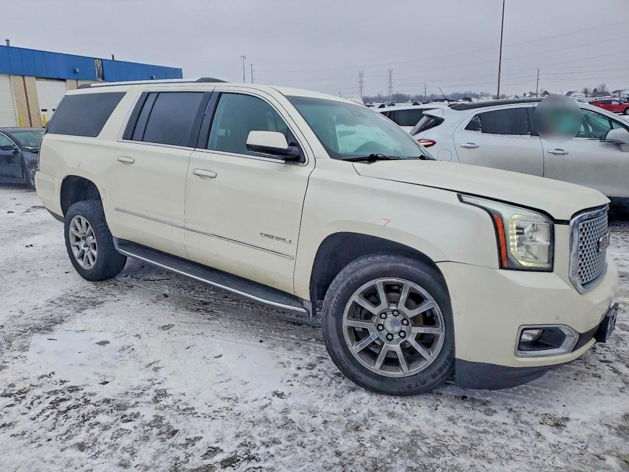 2015 GMC YUKON XL DENALI photo 4