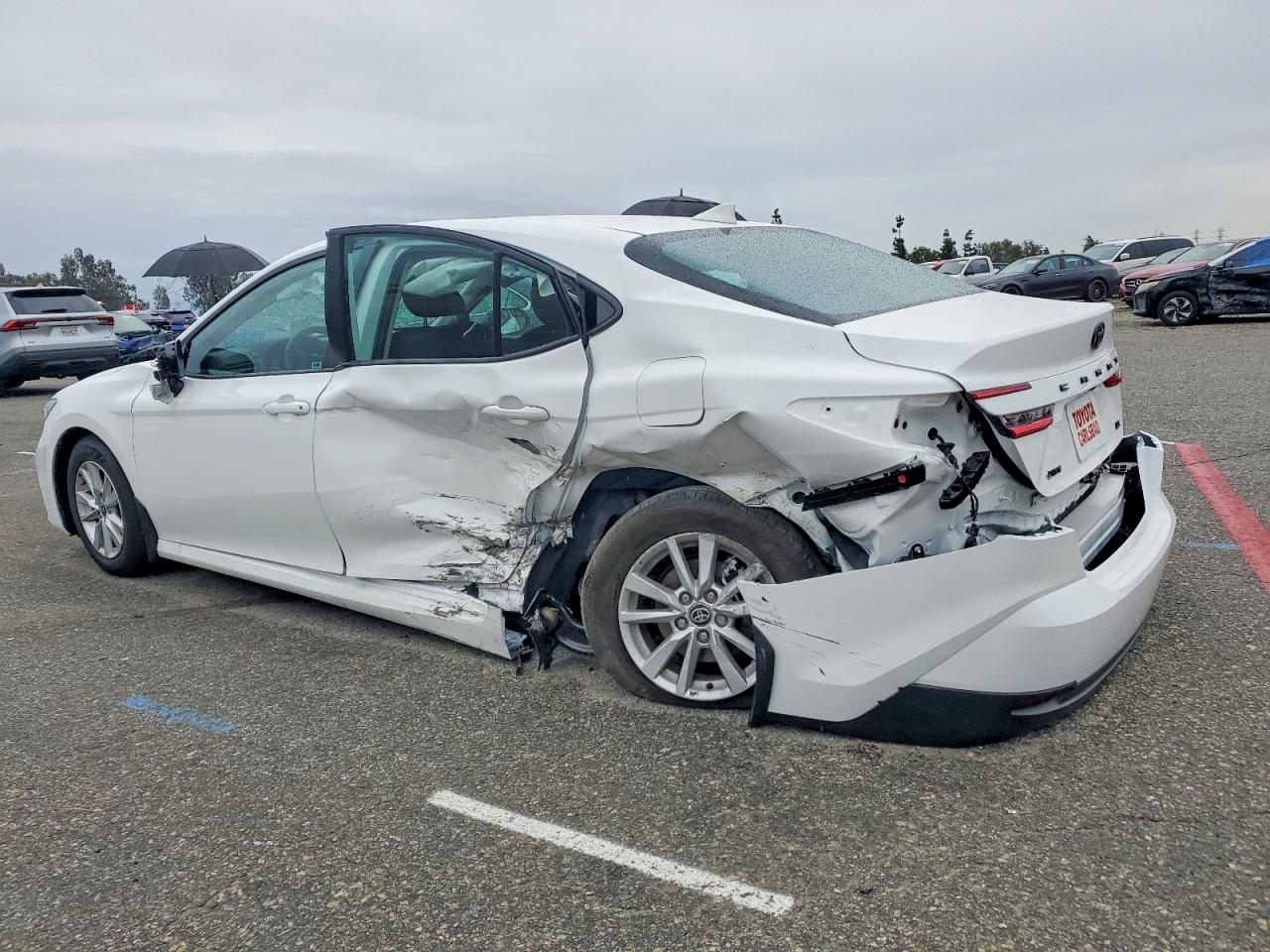 2025 TOYOTA CAMRY LE photo 2