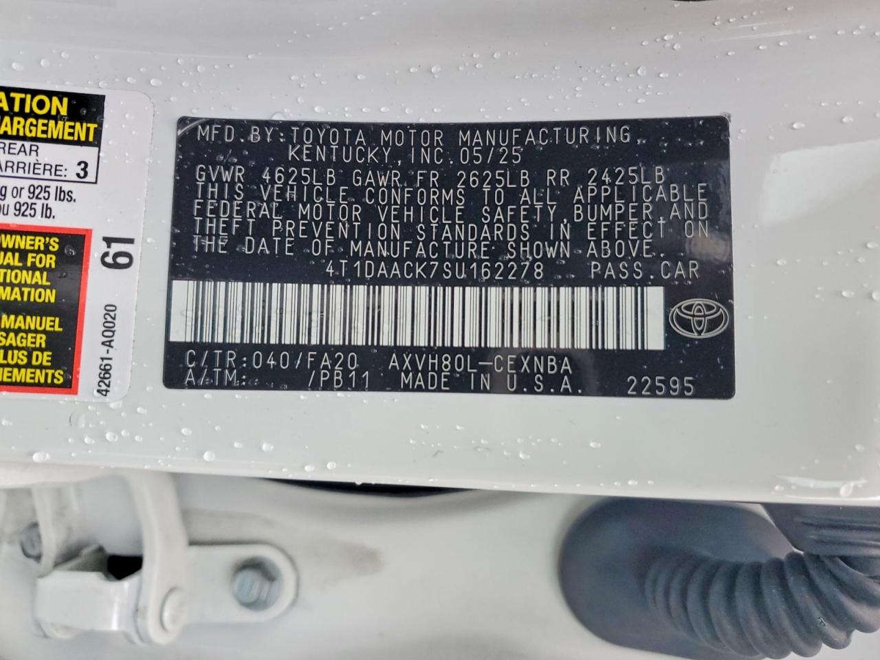 2025 TOYOTA CAMRY LE photo 12