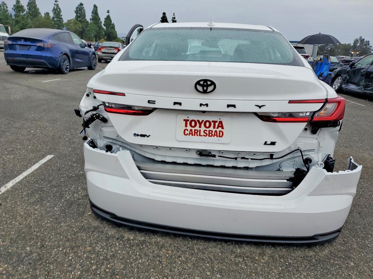 2025 TOYOTA CAMRY LE photo 6