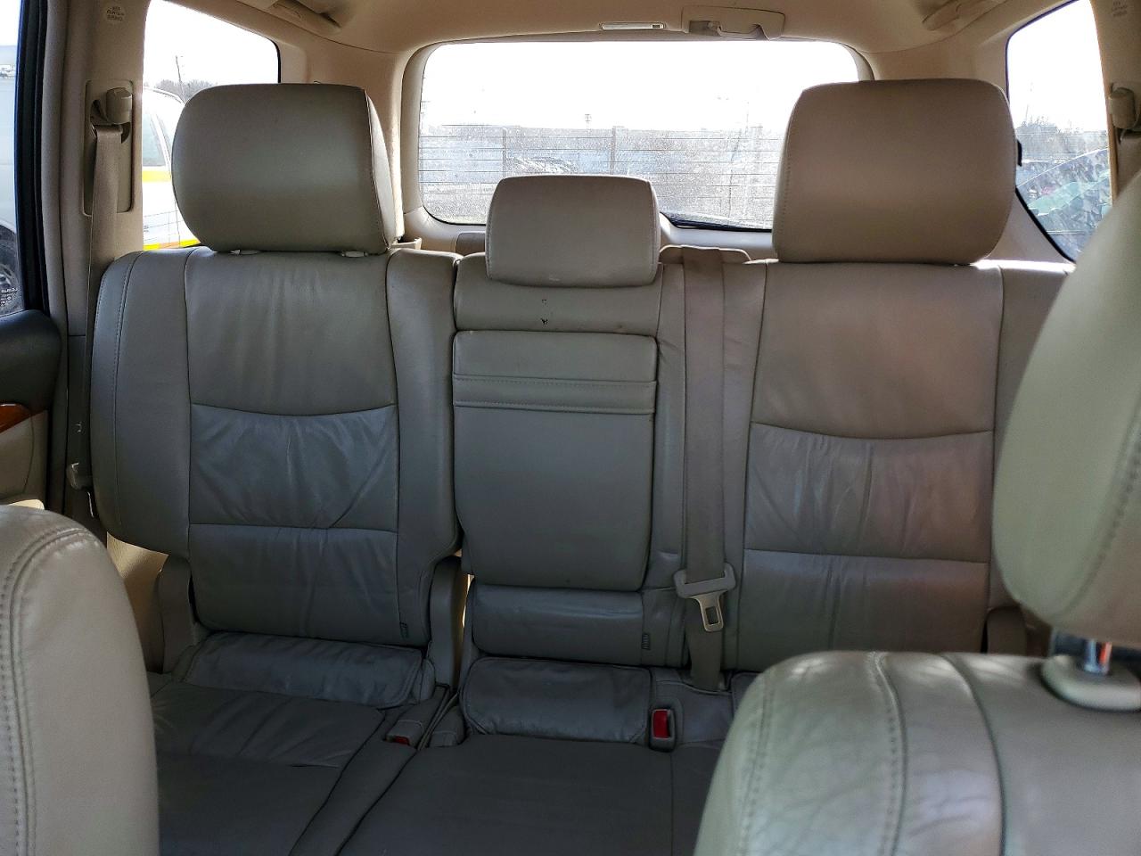 2004 LEXUS GX 470 photo 10