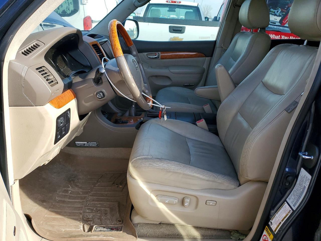 2004 LEXUS GX 470 photo 7