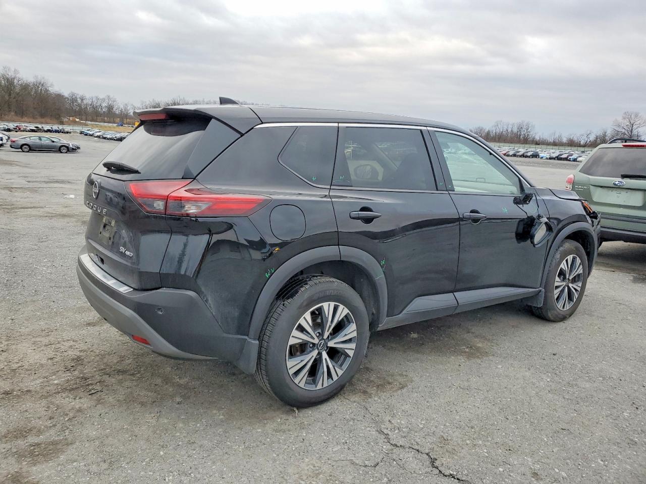 2023 NISSAN ROGUE SV photo 3