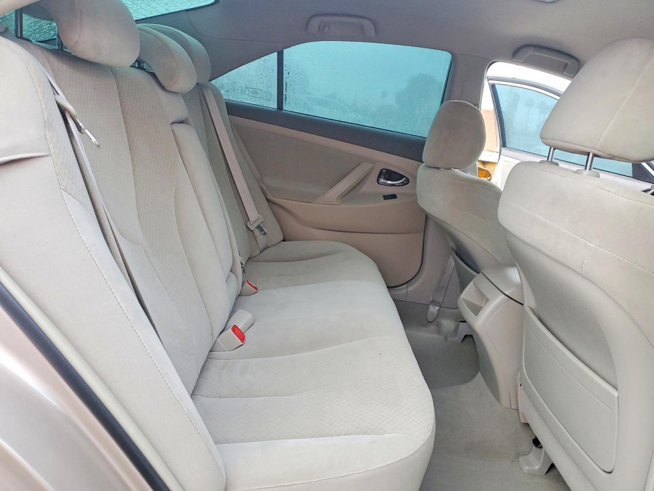 2009 TOYOTA CAMRY BASE photo 10
