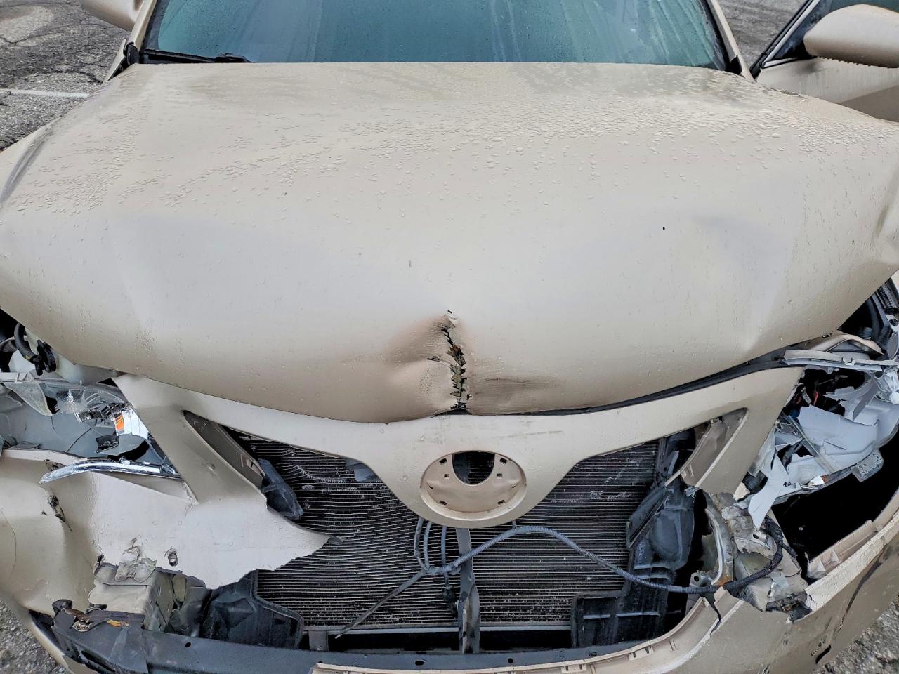 2009 TOYOTA CAMRY BASE photo 11