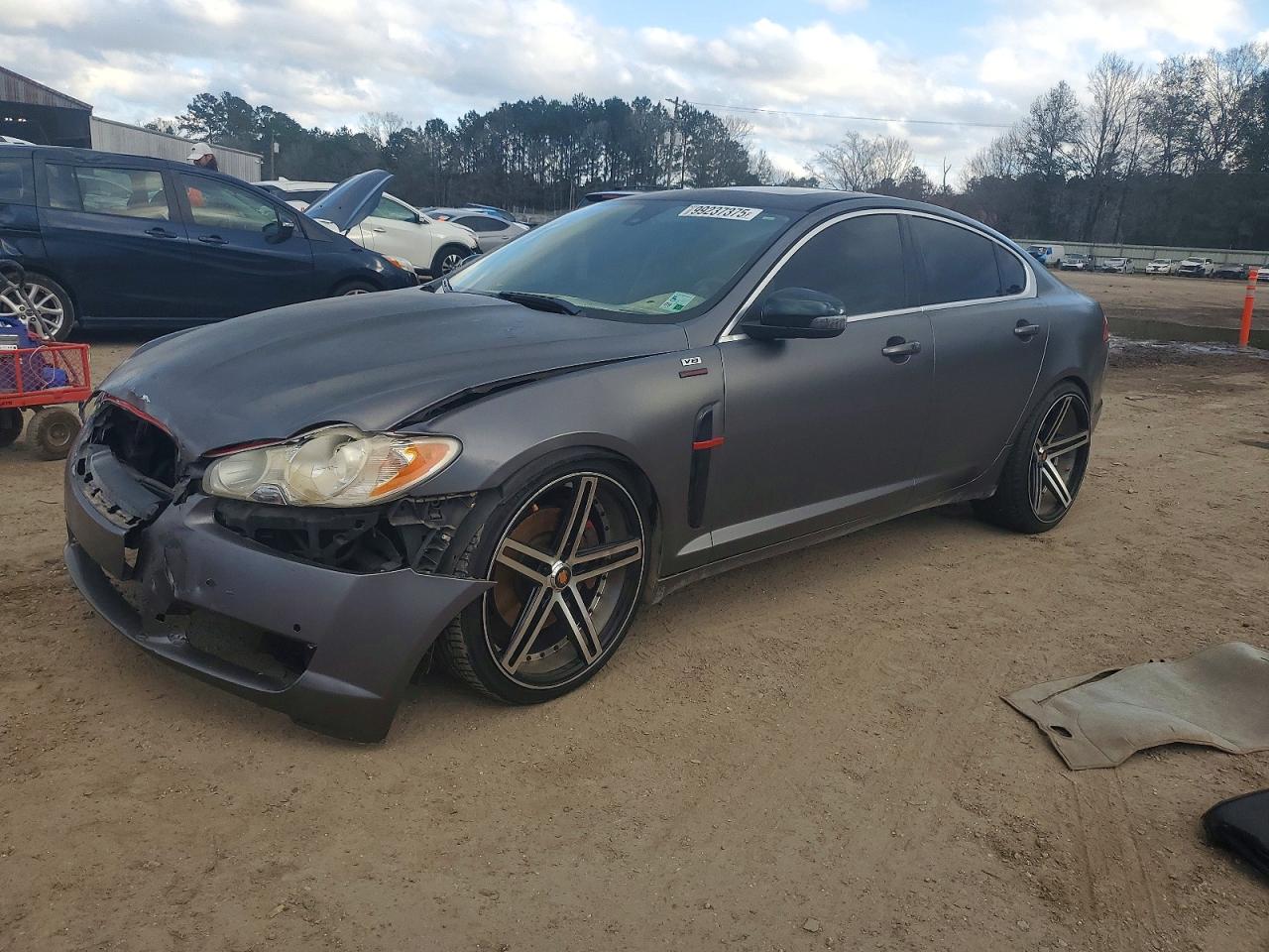 2009 JAGUAR XF