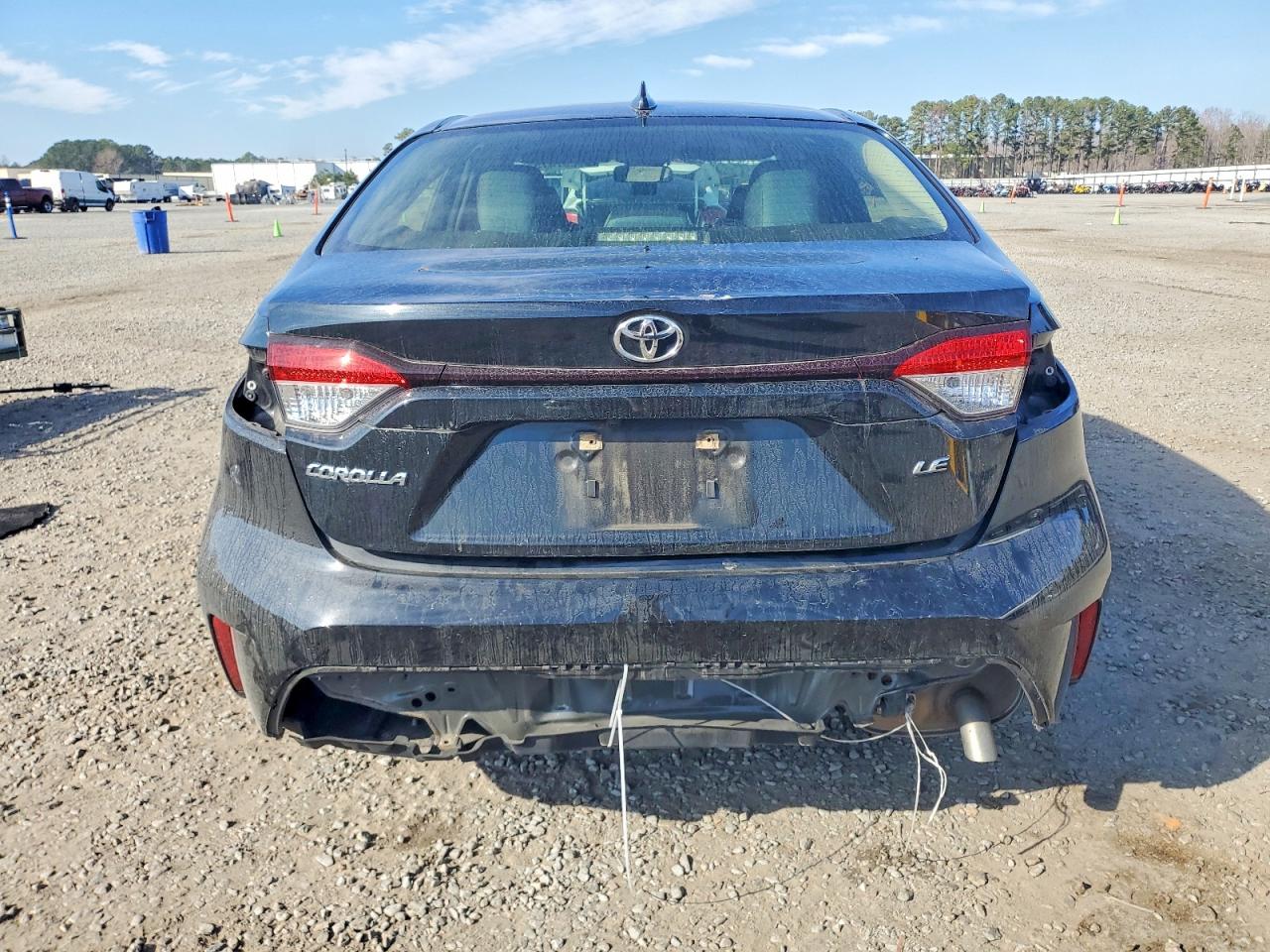 2020 TOYOTA COROLLA LE photo 6
