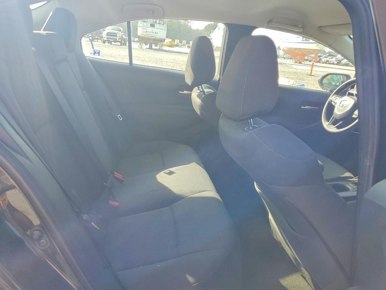 2020 TOYOTA COROLLA LE photo 10