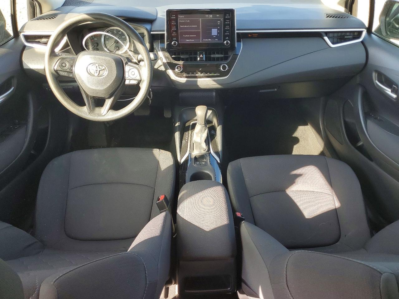 2020 TOYOTA COROLLA LE photo 8