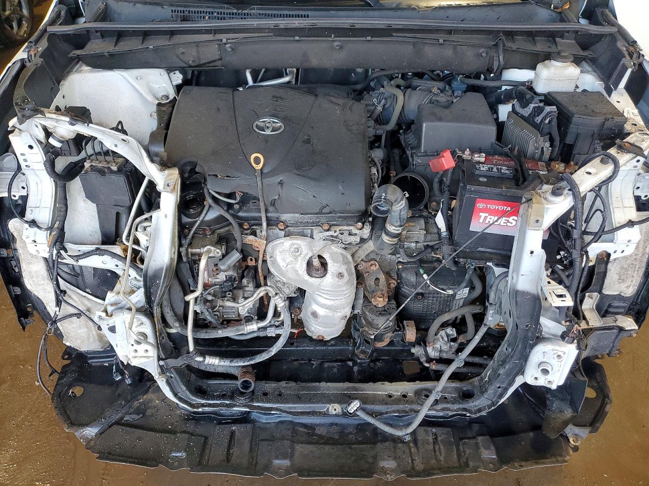 2019 TOYOTA HIGHLANDER LE photo 11