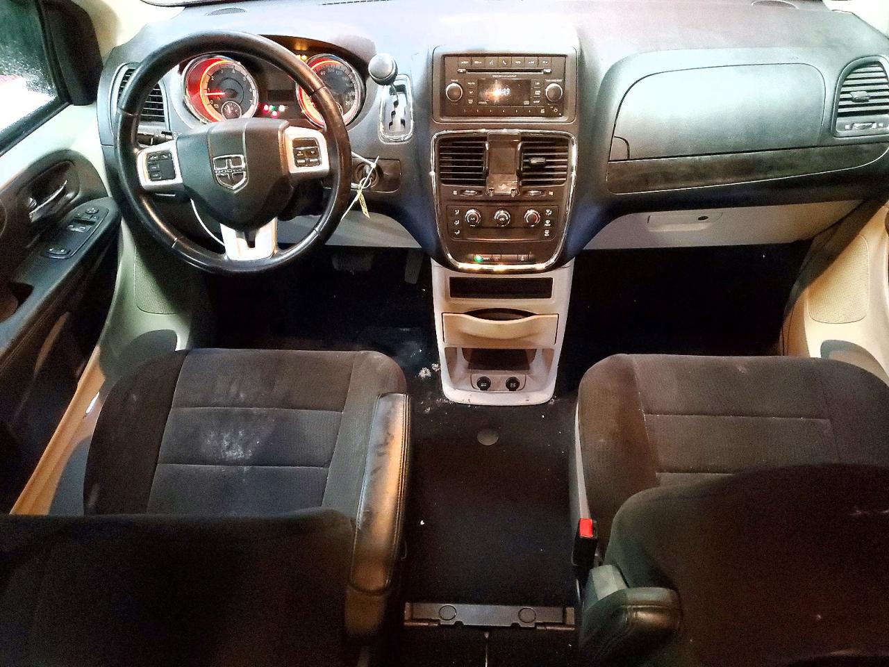 2012 DODGE GRAND CARAVAN SE photo 8