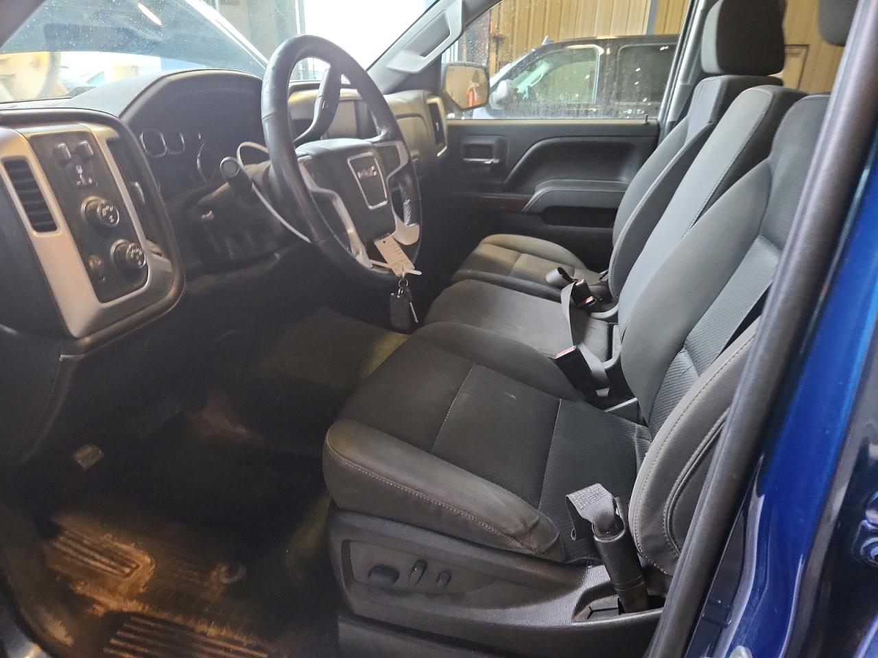 2017 GMC SIERRA K1500 SLE photo 13
